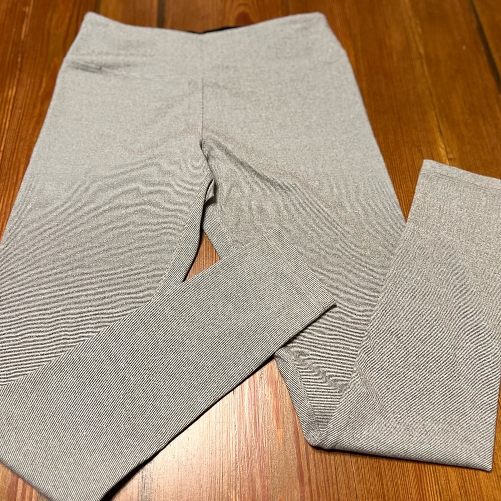 Kyodan Women’s Grey Workout Leggings Size Medium